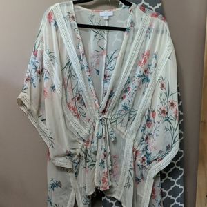 Caftan style tie top.  Filmy fabric.